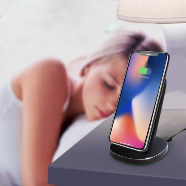 Solo Wireless Charging Stand