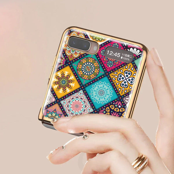 Galaxy Z Flip4 Prismatic Pattern Glass Case